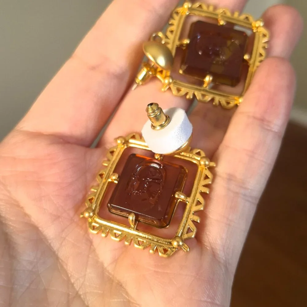 earrings - Picture 6 of 7